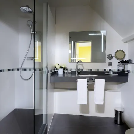 Hotel Orchidée Paris